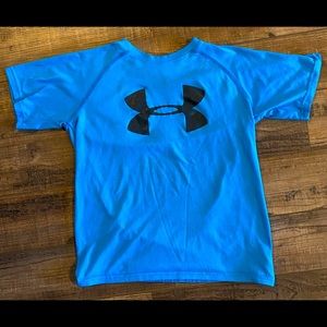 Boys Kids Under Armour Heat Guard Short Sleeve Shirt Blue Youth Medium Loose Fit